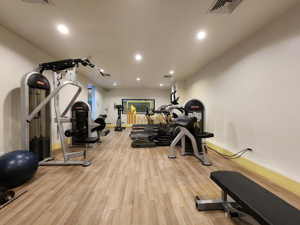 รูป Le Raffine 24 | Renovated 4 Bedroom Duplex Condo With Pool - BR62018CD - รูปที่ 24/32