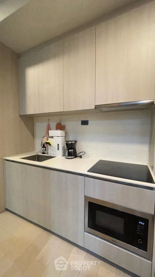 picture 19th-Floor 2-BR Siamese Exclusive 42, 300m To BTS Ekkamai (ID 3182129) - 10/19