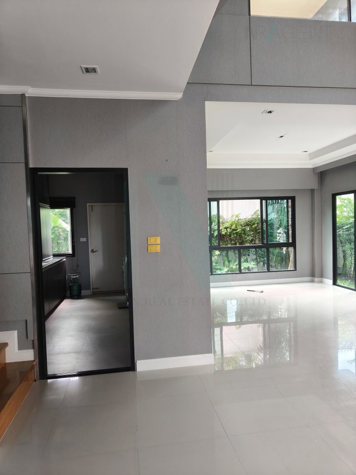 รูป 📌 ขายบ้านเดี่ยว โครงการ ศุภาลัย เอสเซ้นส์ ลาดพร้าว 3 ชั้น 6 ห้องนอน 5 ห้องน้ำ - รูปที่ 3/8