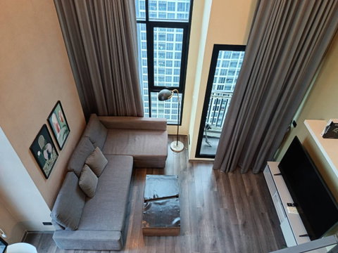 Condo for RENT : Knightsbridge Space Rama 9   𝐒𝐢𝐳𝐞 : 41 sqm. Duplex 1 Bed 1 Bath / City View /Corner room  𝐅𝐥𝐨𝐨𝐫 : 20th  ✅Fully furnished