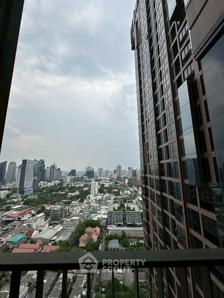 รูป คอนโด 1 ห้องนอน ชั้น 29 Oka Haus Sukhumvit 36 ใกล้ BTS ทองหล่อ (ID 3182444) - รูปที่ 1/12