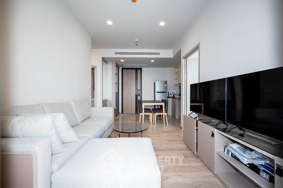 picture 44th-Floor 2-BR At Oka Haus Sukhumvit 36 Near BTS Thong Lor (ID 3183527) - 2/10