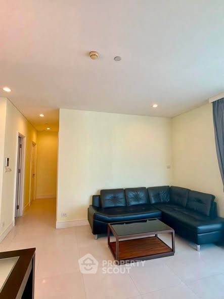 picture Pet-Friendly 2-BR Aguston Sukhumvit 22 Near MRT Queen Sirikit (ID 3171686) - 3/17