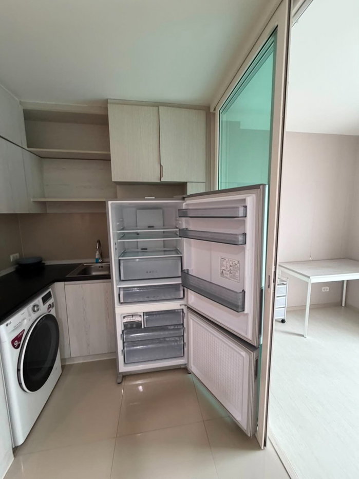 picture 🔥🚝Large room available! 35 sq m, 9,000 THB/month. This room only! Near BTS Erawan station, "Aspire Erawan," with river bend view. 😘 - 4/11