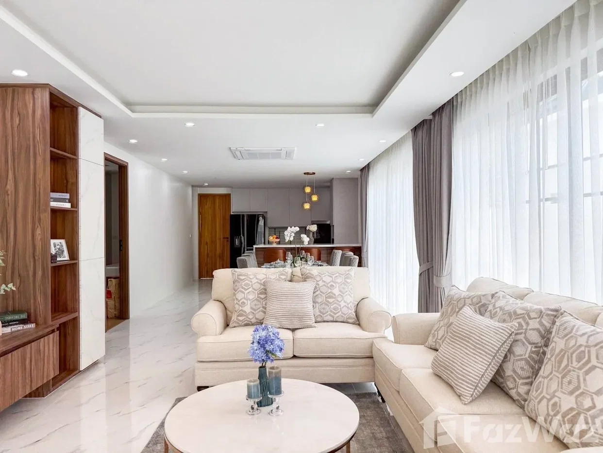picture 3 Bedroom Villa for sale in Kamala, Phuket 6670280 - 10/30
