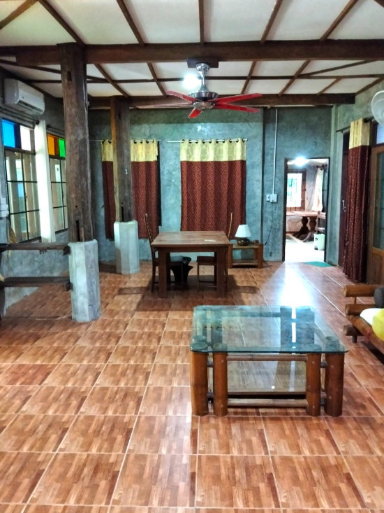 รูป บ้านพักสไตล์ไทยสมัยใหม่พร้อมร้านอาหารในสวนสวยร่มรื่น ในอำเภอน้ำแพร่ ตำบลหางดง จังหวัดเชียงใหม่ - รูปที่ 9/16