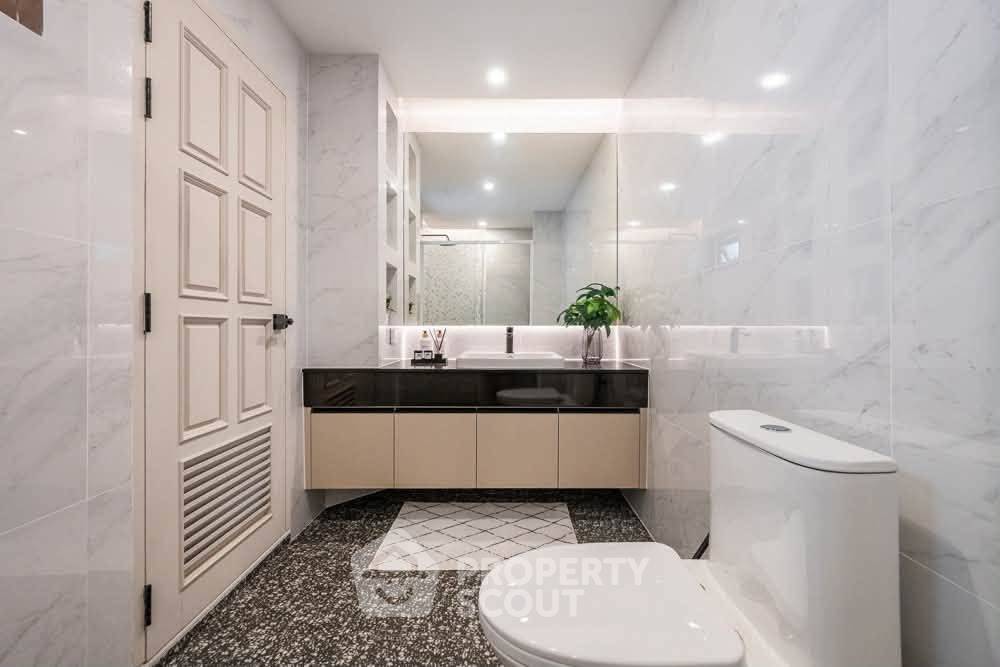 รูป เดินถึง BTS ทองหล่อ 200 ม. คอนโด 4 ห้องนอน Fifty Fifth Tower Thonglor (ID 3185646) - รูปที่ 32/32
