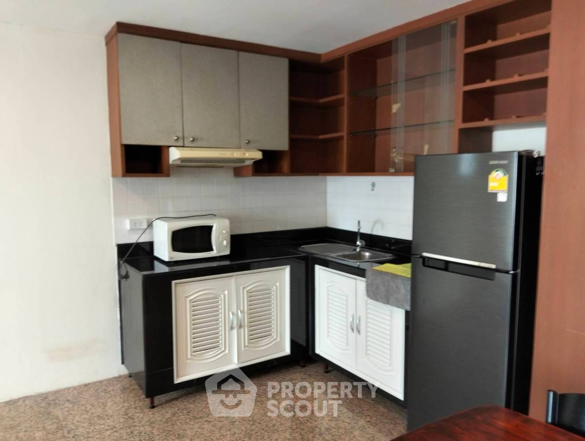 picture 16th-Floor 2-BR Condo At Wittayu Complex Near BTS Phloen Chit (ID 1065810) - 2/9