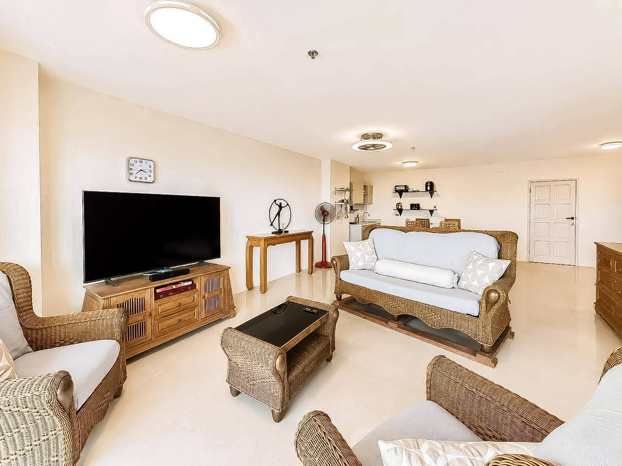picture 1Bedroom Condo for Sale View Talay 5D Jomtien Sea View - 1/9