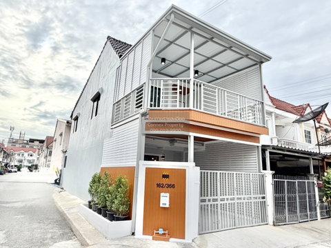 For Sale Townhouse/Townhome , Por. Pasuk Nives , newly renovated , MRT-Khong Bang Phai , Phimonrat , Bang Bua Thong , Nonthaburi , CX-167022 ✅ Live chat with us ADD LINE @connexproperty ✅