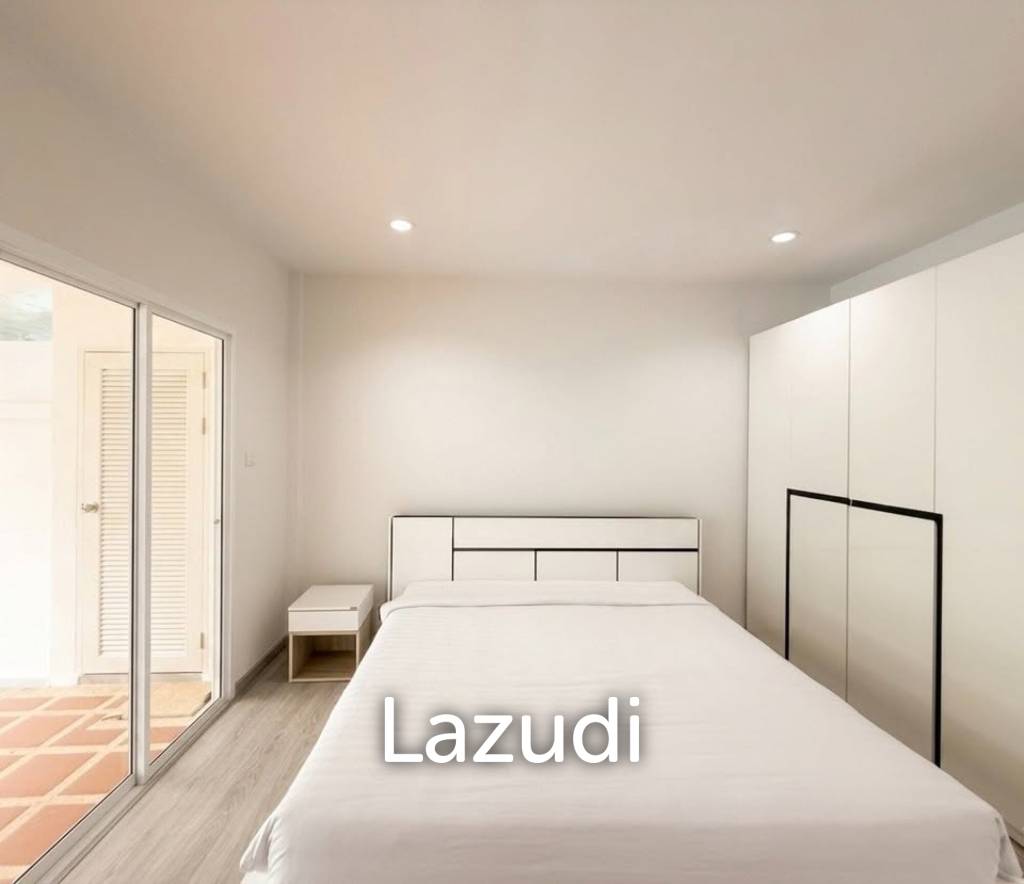 picture Newly Renovated 2-Bedroom Pool Villa for Sale in Pa Klok - 7/9