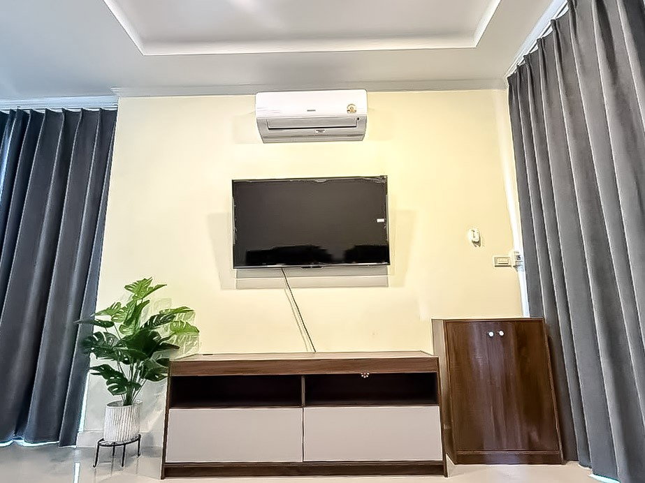 รูป Two Storey House for Rent Nong Pla Lai East Pattaya 3Bed - รูปที่ 4/11