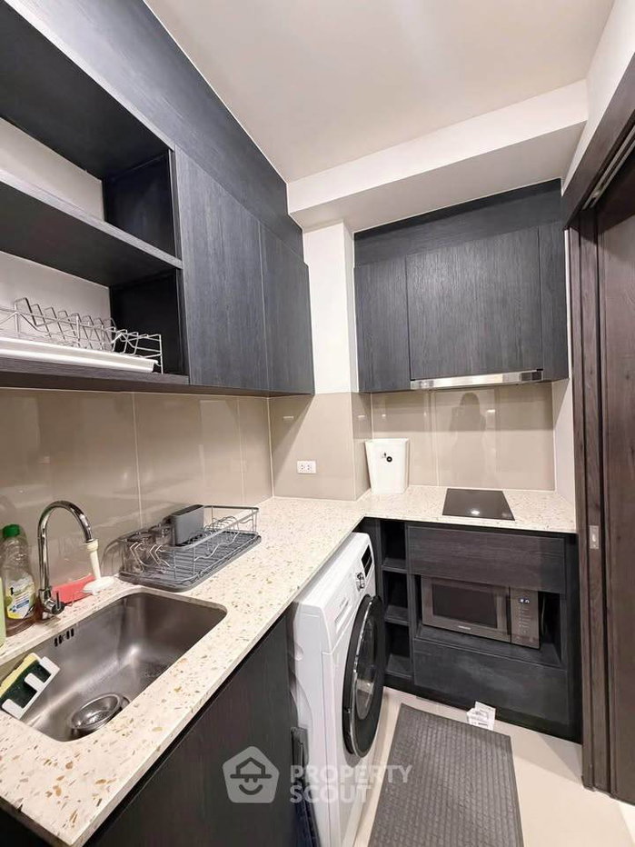 picture 100m To MRT Huai Khwang | 1-BR At XT Huaikhwang (ID 3188206) - 8/16