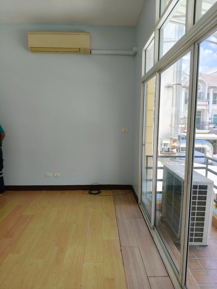 รูป บ้านทำเลดีให้เช่าราคาไม่แพงใกล้รถไฟฟ้าสีชมพูมาก - รูปที่ 8/8