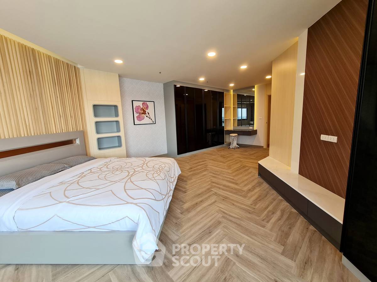picture Spacious 3-BR 190 Sqm Salintara Condominium In Bang Khlo (ID 3111772) - 8/14