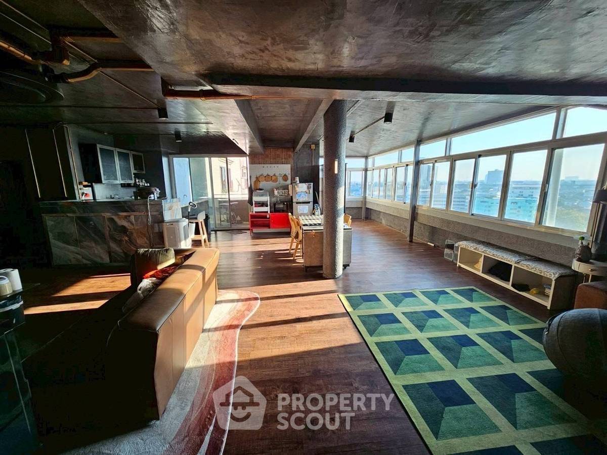 picture 275 Sqm 2-BR Unity Tower Condominium For Sale (ID 3048336) - 2/6