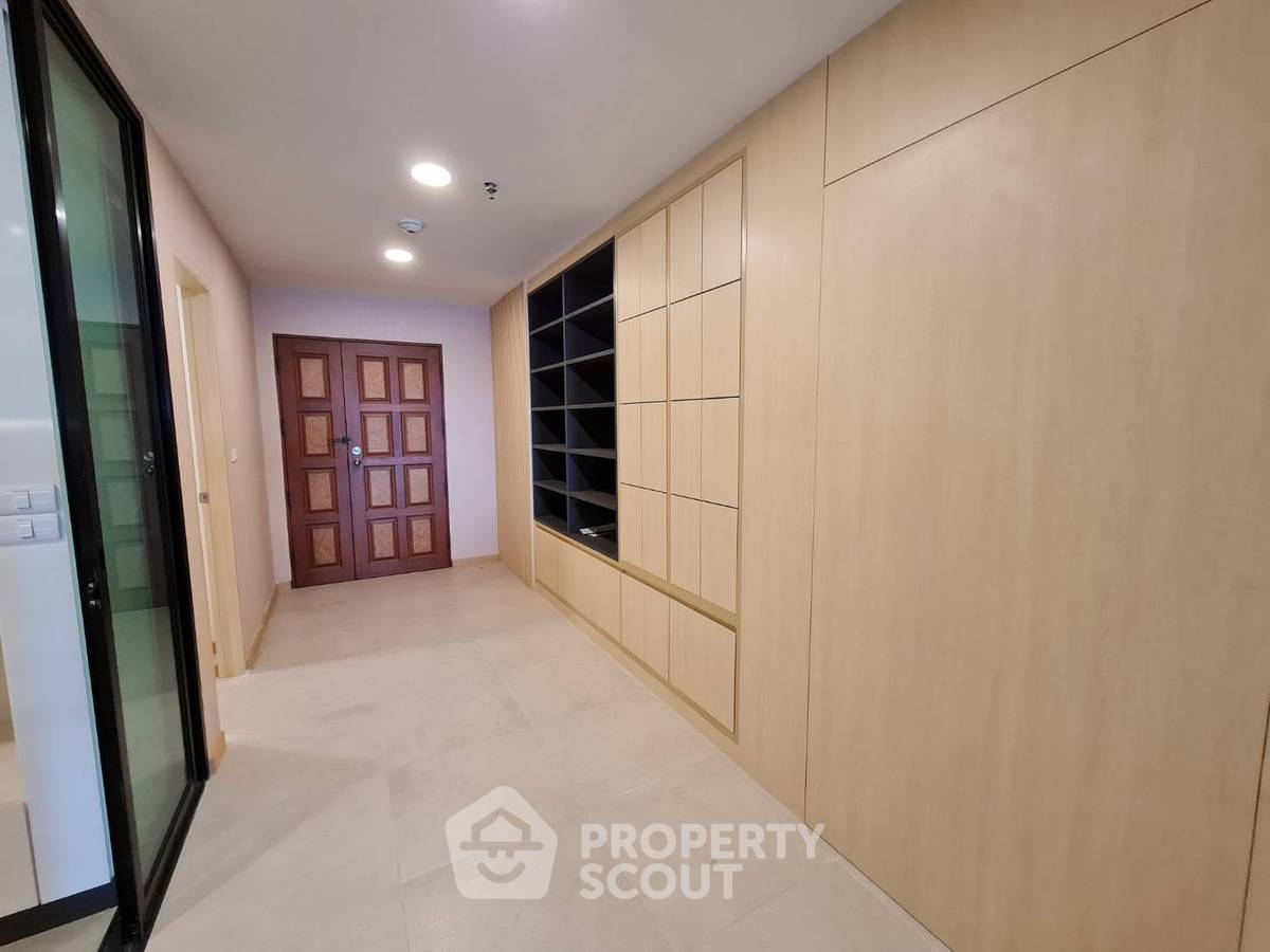 picture Spacious 3-BR 190 Sqm Salintara Condominium In Bang Khlo (ID 3111772) - 14/14