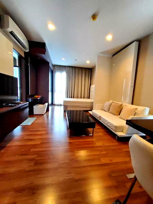 Condos for sale : Best Price 🔥For sale Ivy Ampio fully furnished high floor city view, ready to move in ‼️DS4033 | Line @Dstay
