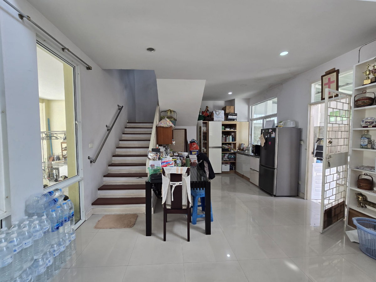 รูป ขายบ้านหลังมุม 4 ชั้น 5นอน 5น้ำ ทำเลดี หายาก หมู่บ้านรวิภา อุดมสุข 39/1 - รูปที่ 4/17