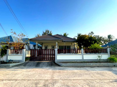 บ้านเดี่ยว บางละมุง ชลบุรี : ขายด่วน บ้านเดี่ยวชั้นเดียว 74 ตร.ว. 3 ห้องนอน บางละมุง ห่างมอเตอร์เวย์เพียง 4 นาที  