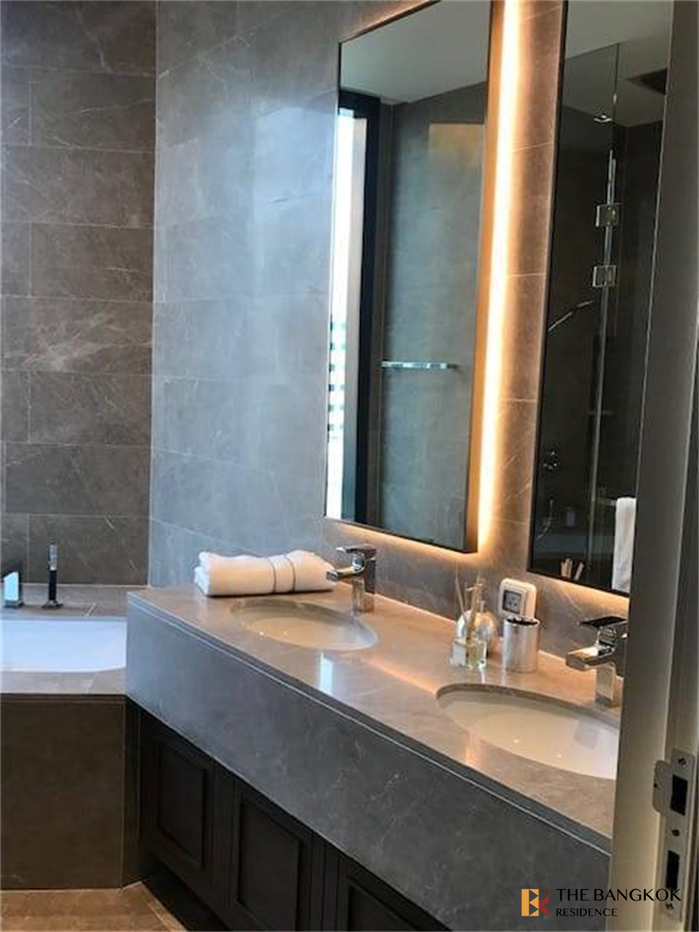picture Luxury Unit, Ready for You Without the Wait The Diplomat 39 near BTS Phrom Phong - 4/10