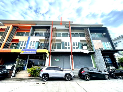 Shophouses for sale Chonburi : SHOP HOUSE 20.3 Sq.w. Si Racha Chonburi for 3.2M
