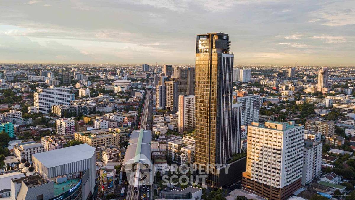 รูป ใกล้ BTS Ratchayothin 90 เมตร | คอนโด 2 ห้องนอน Mazarine Ratchayothin (ID 3186949) - รูปที่ 4/7