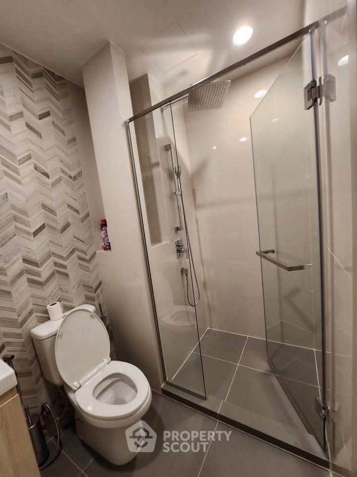 picture 26th-Floor 1-BR Condo At Oka Haus Sukhumvit 36 Near BTS Thong Lor (ID 3187540) - 10/10