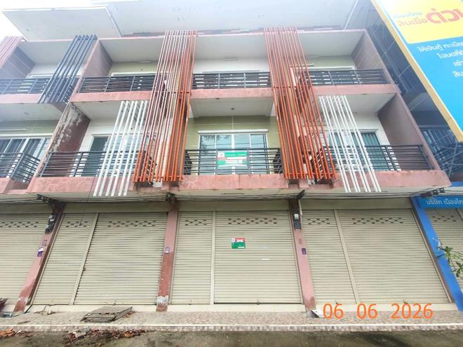 picture SHOP HOUSE 21.3 Sq.w. Saraphi Chiang Mai for 3M - 2/41