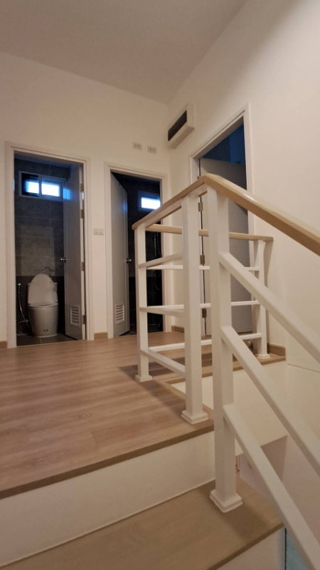 รูป 🏡 บ้านเช่าหลังมุม ใหม่ ใหญ่ สวย ใกล้ MRT หลักสอง เข้าสาทรง่าย | M Life บางแค–สาทร - รูปที่ 13/22