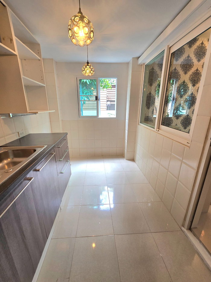 รูป ทาวน์โฮม ตกแต่งรีโนเวทใหม่ ม. โกลเด้น ทาวน์ วัชรพล-สุขาภิบาล 5 Gloden Town Watcharapol ถนนสุขาภิบาล5 แขวงออเงิน เขตสายไหม - รูปที่ 12/27