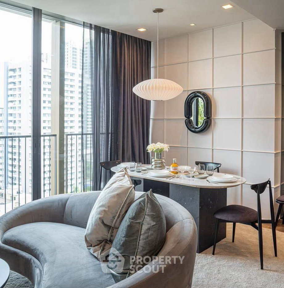 picture 2-BR Condo At Noble Around Sukhumvit 33 Near BTS Phrom Phong (ID 3116693) - 3/7