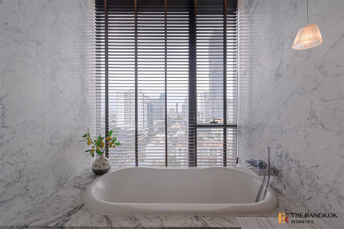 รูป คุณ บาย ยู ใช้ชีวิตสไตล์ Luxury บนทำเลศักยภาพ - รูปที่ 8/10