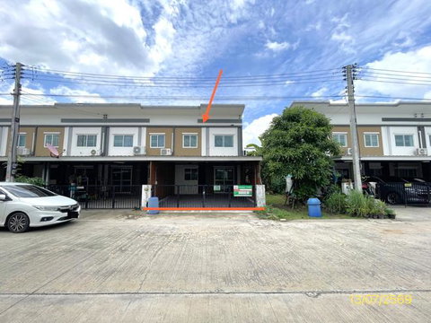 TOWN HOUSE 21.6 Sq.w. Krathum Baen Samut Sakhon for 2.3M