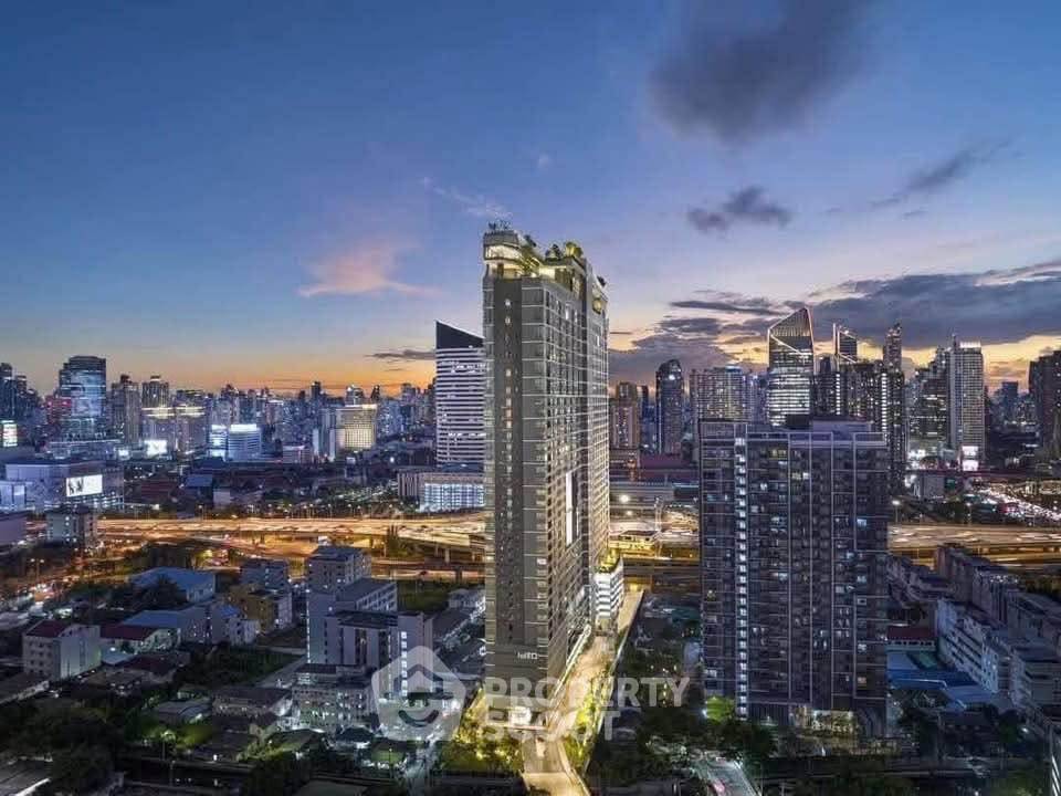 รูป คอนโดชั้น 30 ห้องนอน 1 ห้อง ที่ Ideo Rama 9 - Asoke ใกล้ MRT พระราม 9 (ID 3185140) - รูปที่ 1/22