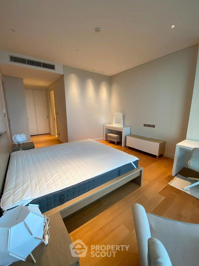 picture 2-BR Condo For Rent, Sindhorn Residence, 22nd Floor Near BTS Ratchadamri (ID 2831050) - 8/23