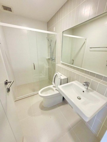 รูป ทาวน์โฮม 2 ชั้นทำเลบางนา รามคำแหง 2 พื้นที่ 18 ตร.ว.พื้นที่ใช้สอย 144 ตร.ม. 2 นอน 3 น้ำ เฟอร์ฯ และเครื่องใช้ไฟฟ้าครบ ใกล้ม.รามคำแหง 2 400 ม. - รูปที่ 6/8