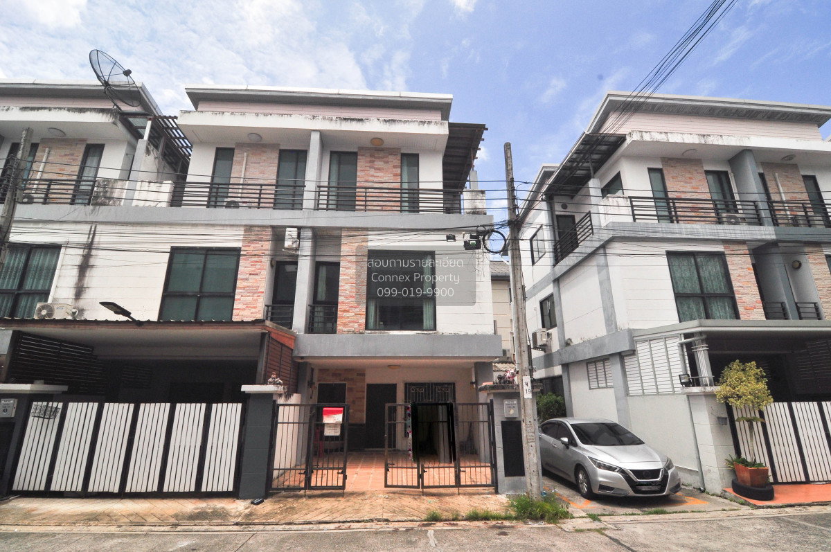 รูป ขายทาวน์เฮ้าส์/ทาวน์โฮม  เมอริท เพลส ลาดพร้าว 87 คลองเจ้าคุณสิงห์ เขต วังทองหลาง กรุงเทพ CX-168271 ✅ ทักไลน์ @connexproperty ตอบทันที ทีมงานมืออาชีพ ✅ - รูปที่ 1/12