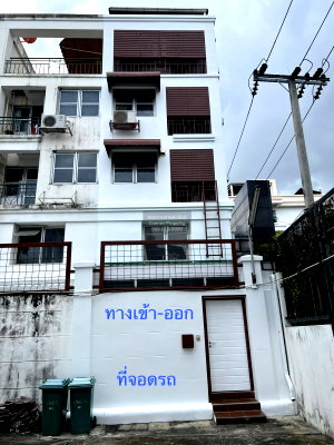Shophouses for rent Bangkok : For Rent Commercial Building , Nirvana Park Ladprao-Ramkhamhaeng , MRT-Ladprao 101 , Phlapphla , Wang Thong Lang , Bangkok , CX-152071 ✅ Live chat with us ADD LINE @connexproperty ✅
