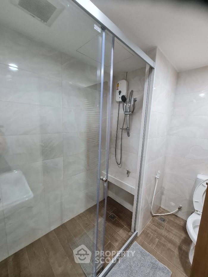 picture 27th-Floor 1-BR Sukhumvit Suite, BTS Nana (ID 1167120) - 11/13