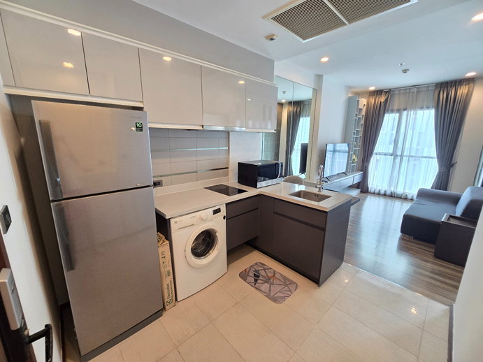picture 🔔New🔔 For rent, newly room with swimming pool view facing southeast at Wyne by Sansiri - 3/18