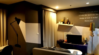 ขายคอนโด : For Sale The Base Ramkhamhaeng Condo Studio room 28st. Floor 0869888099 Line ID: dhiradhn