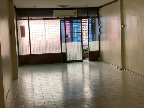 อาคารพาณิชย์3ชั้น/บ้าน ในซอยสุขสวัสดิ์ 25 ถนนสุขสวัสดิ์ กรุงเทพฯให้เช่า