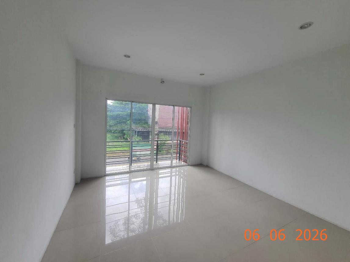 picture SHOP HOUSE 21.3 Sq.w. Saraphi Chiang Mai for 3M - 29/41