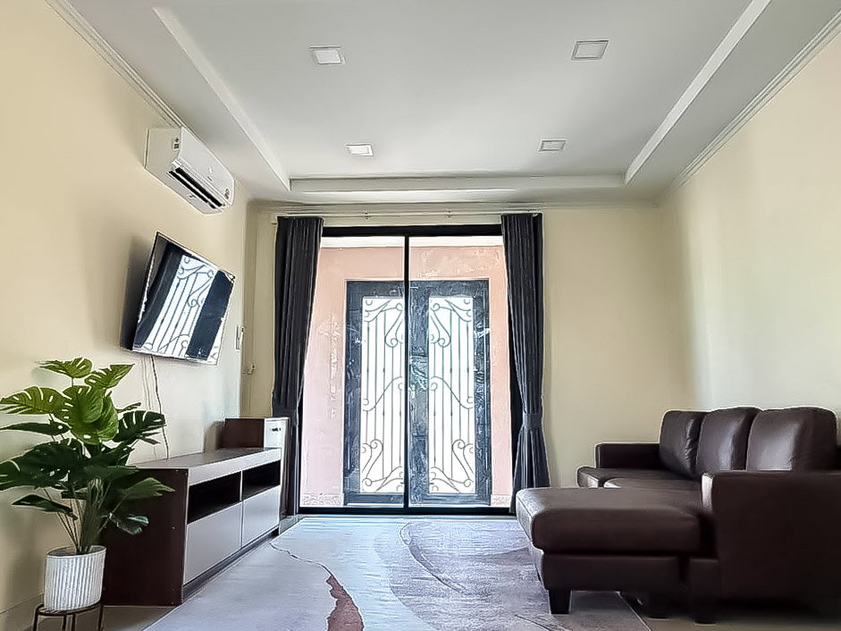 รูป Two Storey House for Rent Nong Pla Lai East Pattaya 3Bed - รูปที่ 2/11