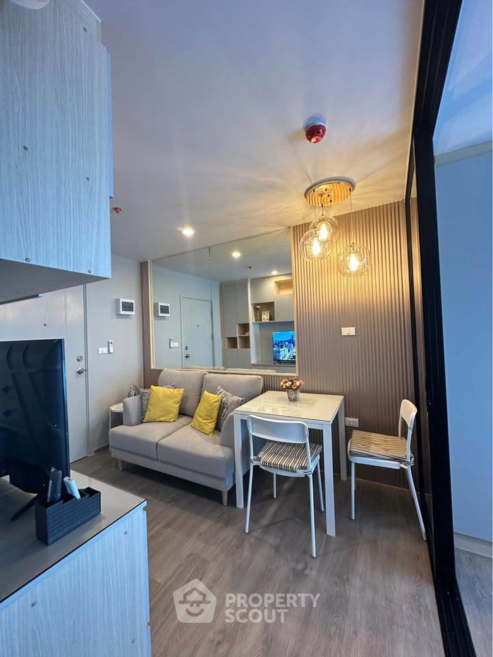 รูป คอนโด 1 ห้องนอน Regent Home Wutthakat ใกล้ BTS วุฒากาศ (ID 3188917) - รูปที่ 5/13