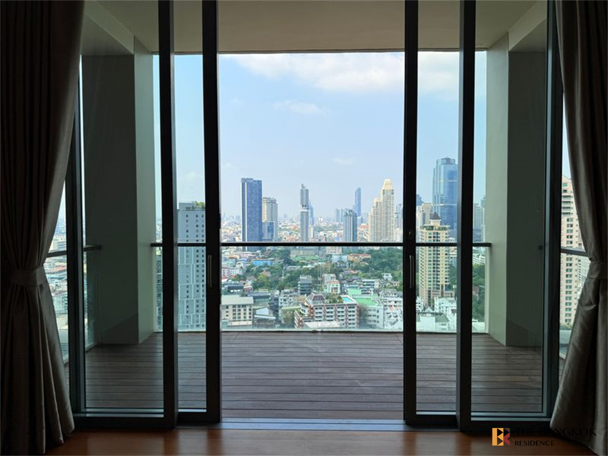 picture Luxury Condo Ready to Move-in at the Best Location The Sukhothai Residences - 2/10