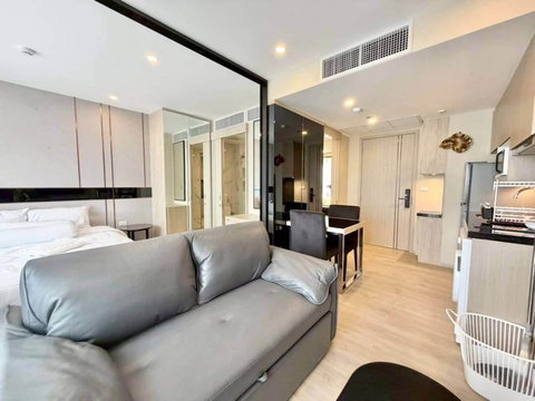 Condo for Rent in Pratumnak Hill – The Panora Pattaya | 1 Bedroom High Floor City View