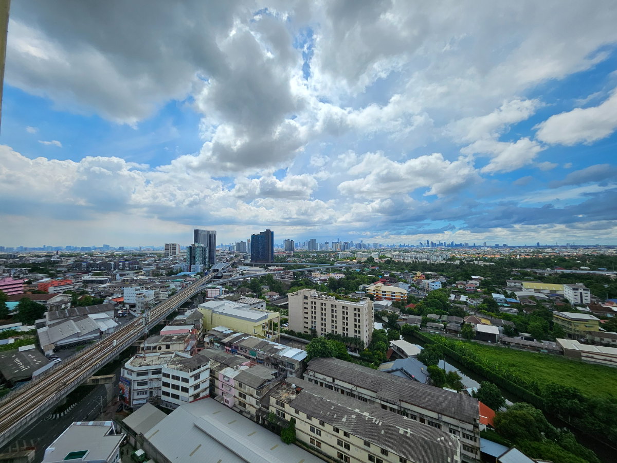 picture High Floor, Nice View, Walk to MRT! - 13/15
