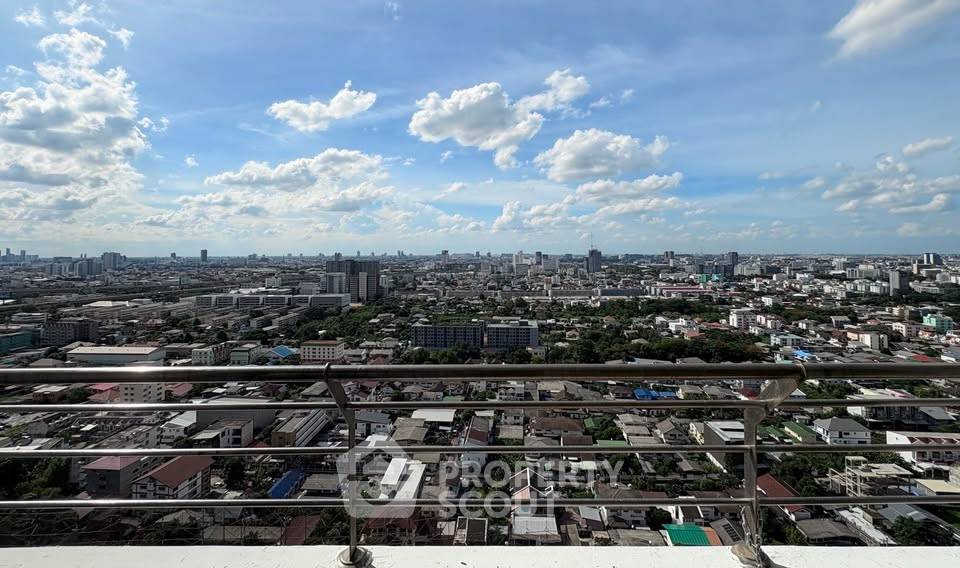 picture 28th-Floor 2-BR 134 Sqm Sarin Place Condominium Near BTS Ratchayothin (ID 3185093) - 7/12